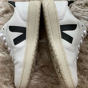 Women’s Veja sneakers